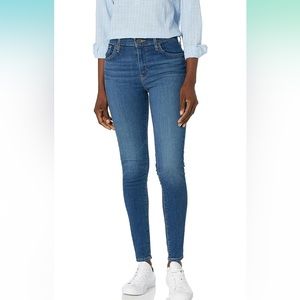 Levi’s 720 high-rise super skinny size 28